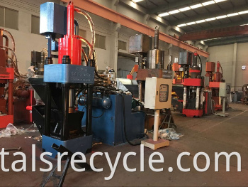 Y83-360 Scrap Metal Particles Briquetting Machine (factory)